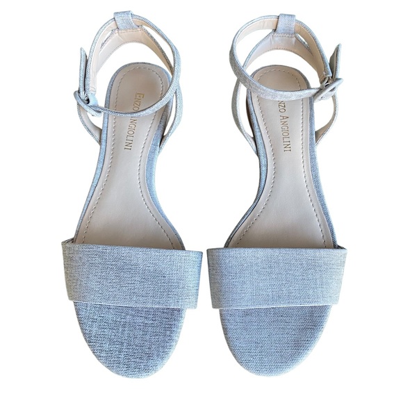 Enzo Angiolini NWT Grey Strappy Sandals 6.5 - Picture 4 of 12